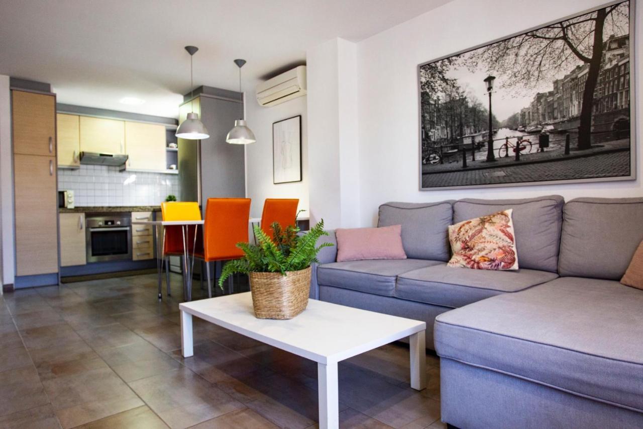 Apartamento A 50 Metros De La Playa, Luminoso Y Acogedor Oliva Exterior photo
