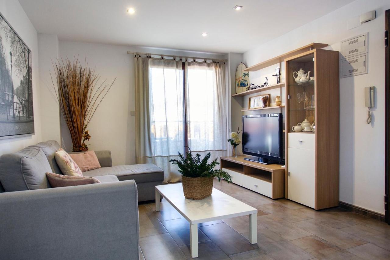 Apartamento A 50 Metros De La Playa, Luminoso Y Acogedor Oliva Exterior photo